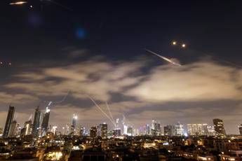 Israele-Iran, Trump: “Putin può mediare”. No di Macron