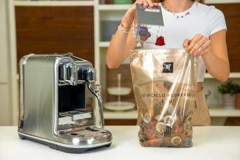 Capsule esauste di caffè in alluminio, a Milano accordo per servizio di raccolta a domicilio