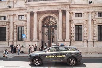 Inchiesta Milano, la rabbia degli inquilini: “Soldi già investiti ma cantieri bloccati, vogliamo risposte”