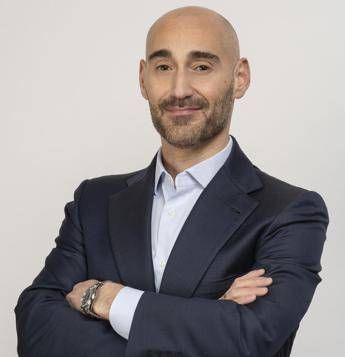 Industria, l’esperto: “Passaggio generazionale è urgenza, tanti gli ostacoli che lo rallentano”