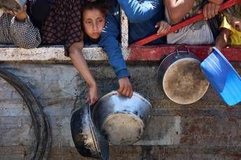 Netanyahu: “Non c’è fame a Gaza, senza aiuti israeliani non ci sarebbero i gazawi”