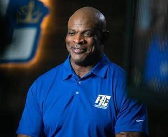 Ronnie Coleman ricoverato, la leggenda del body building “in condizioni complesse”