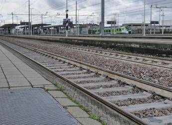 Strage di Brandizzo, 24 indagati: l’accusa è di omicidio colposo