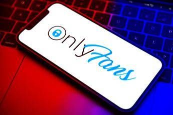 Onlyfans, numeri da urlo: aumentano gli iscritti e… i guadagni