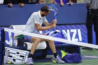 US Open, Medvedev perde la testa e la partita