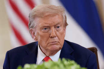 Vaccini covid, Trump alle aziende: “Fate vedere i dati”