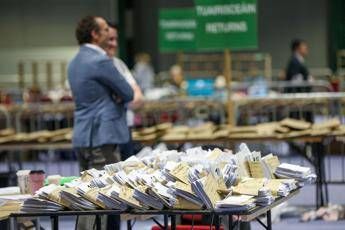 Elezioni Irlanda, vittoria netta per indipendente di sinistra Connolly alle presidenziali