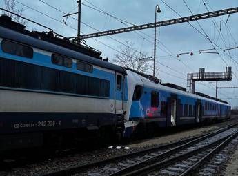 scontro fra treni in repubblica ceca almeno 42 feriti a ceske budejovice 2
