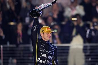 verstappen trionfa nel gp di las vegas con la red bull ferrari lontane 2