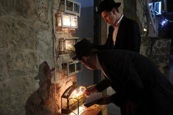 hanukkah cose la festa delle luci ebraica sconvolta dellattentato a sydney 2