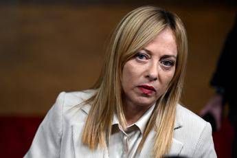 manovra meloni convoca vertice e serra ranghi arriva un nuovo emendamento 2