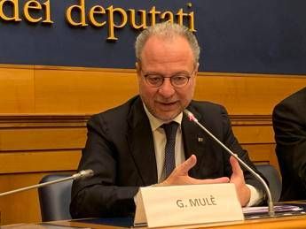 mule fi istituzioni al fianco di circular for kids e dei piccoli pazienti oncologici 2