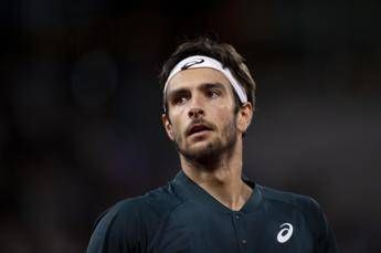 Australian Open, Musetti perde primo set e impreca (con se stesso): “Fai schifo”