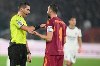 bartesaghi tocca di mano arbitro assegna rigore proteste in roma milan 2