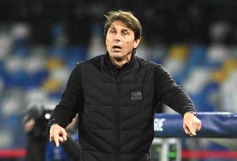 conte disastro napoli piano con le parole poi critica il calendario 2