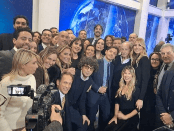 Pier Silvio Berlusconi, 34 anni del Tg5: “Come il buon vino, migliora nel tempo”
