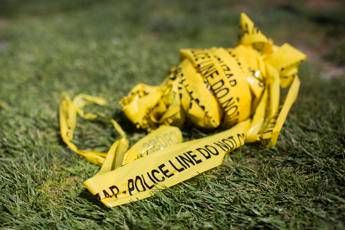 Portland, agenti federali feriscono due persone: ancora spari dopo Minneapolis
