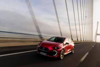 Renault Group, un 2025 in positivo (+3,2%), crescono le elettriche e sale il mix