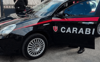 Torino, accoltella al volto giovane compagna: arrestato