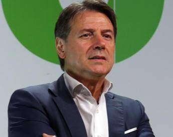 Ucraina, M5S prepara risoluzione: “Stop immediato a fornitura armi”