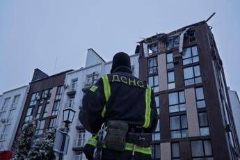 ucraina notte di attacchi con oltre cento droni dopo lannuncio sulla mini tregua 3