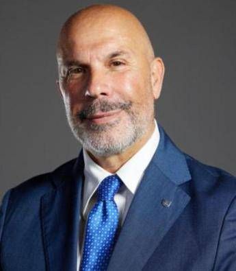 canon italia paolo tedeschi nominato responsabile della sede di roma 2
