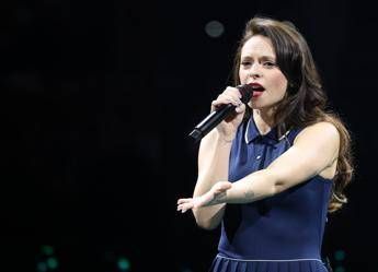 dalla musica ai fumetti francesca michielin firma una storia di supergirl 2