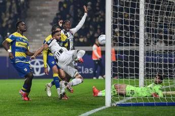 parma juve 1 4 poker bianconero e spalletti quarto in attesa della roma 3