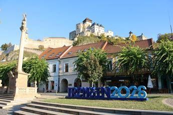 ue la slovacca trencin pronta a risvegliare la curiosita come capitale europea della cultura 2