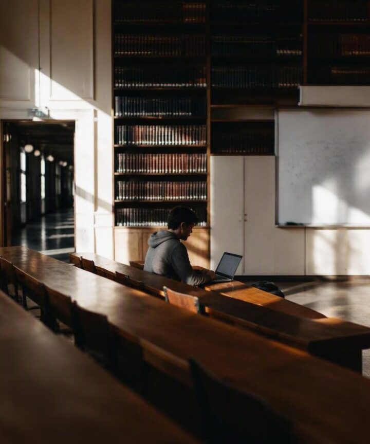 Come IAAD. supporta le identità di genere elettive degli studenti