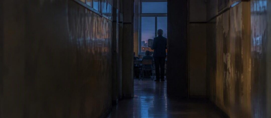 Gilda degli insegnanti denuncia: precariato storico e pensioni penalizzanti soffocano la scuola