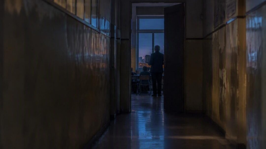 Gilda degli insegnanti denuncia: precariato storico e pensioni penalizzanti soffocano la scuola
