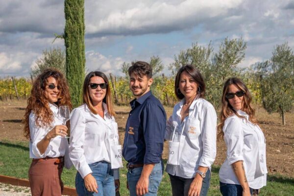 Vino: tra donne, passione famiglia, ‘Passo delle Tortore’ apre le porte della sua cantina