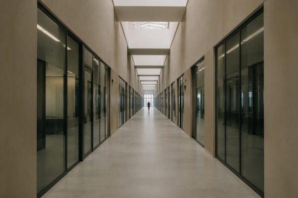 Strategie efficaci per gestire il rientro al lavoro dopo le ferie