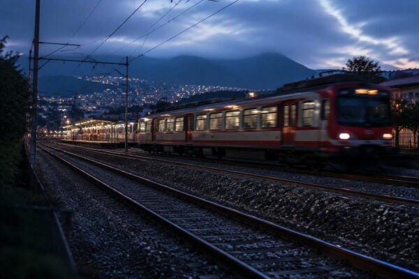 Trasporti in Campania: disagi quotidiani e incidenti sulla Circumvesuviana