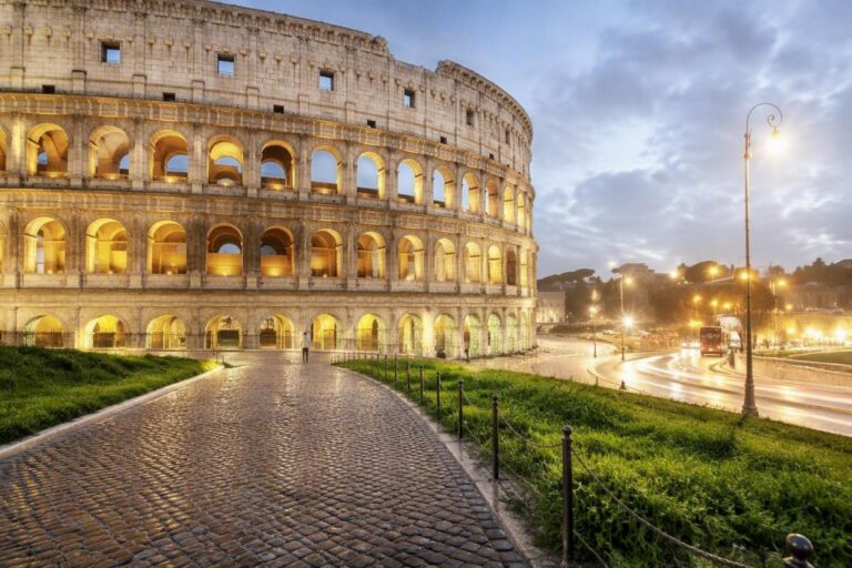 Roma la sera: guida tra ZTL, concerti e trasporti smart