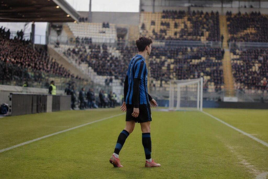 Serie A: il Cagliari batte il Parma con un gol spettacolare di Romano