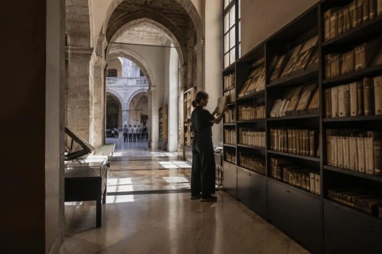 Sardegna in finale per Capitale Italiana del Libro: i progetti di Nuoro e Iglesias