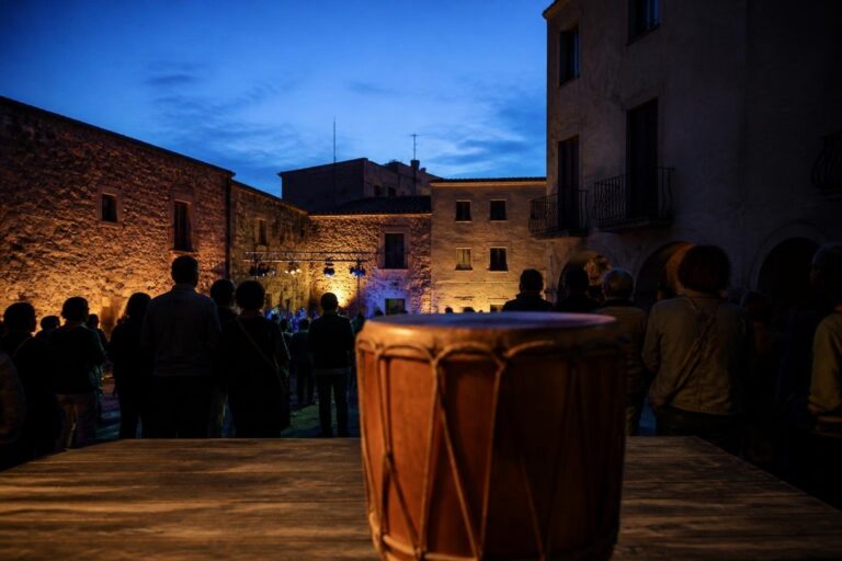 Partecipare ai festival sardi tra volontariato e call