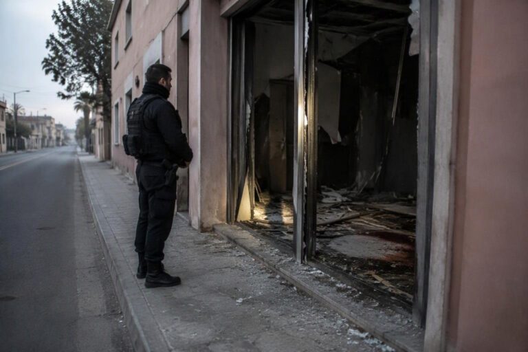 Scassi notturni a Olbia: vittime salone Ad Studios e pizzeria in via Imperia
