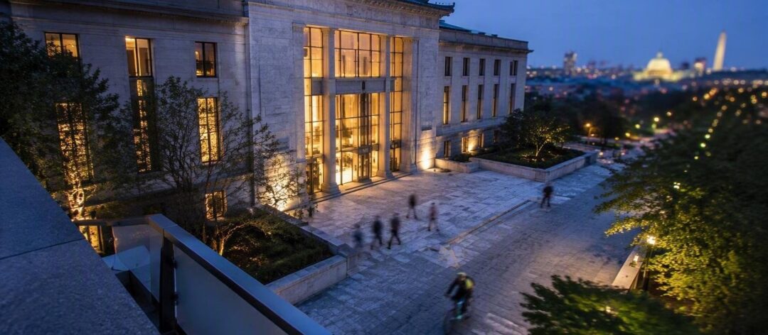 From Louvre to Smithsonian: Islamic Art Exhibition in Washington