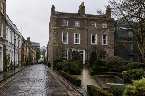 Renovated Georgian townhouse in Islington listed for £3.5m