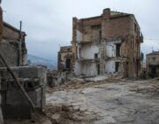 Demolizione e condono: cosa dice la Cassazione e il CGARS