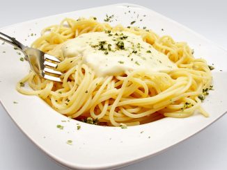 spaghetti cacio e pepe
