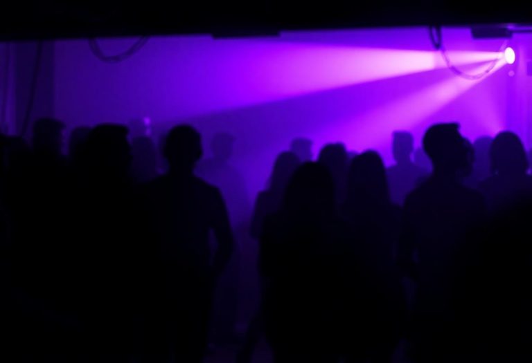 1216x832 31 00 30 27 473391762