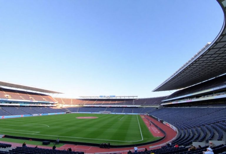 1216x832 17 22 15 39 382877450