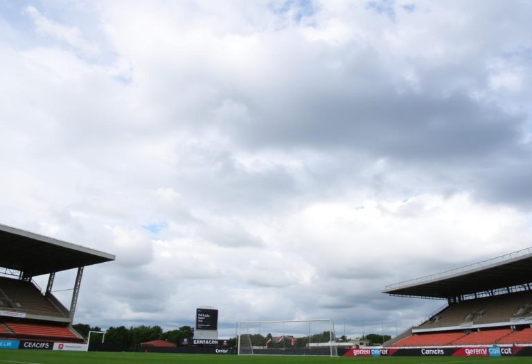 1216x832 15 00 45 23 657765237