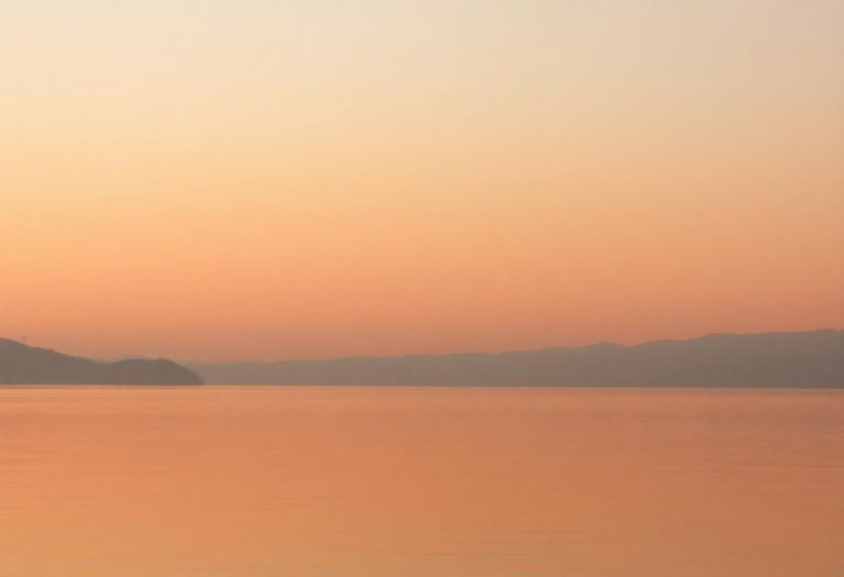 1216x832 14 23 45 23 223562087