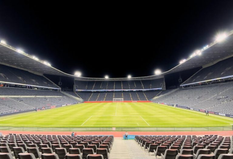 1216x832 23 08 30 25 733996142