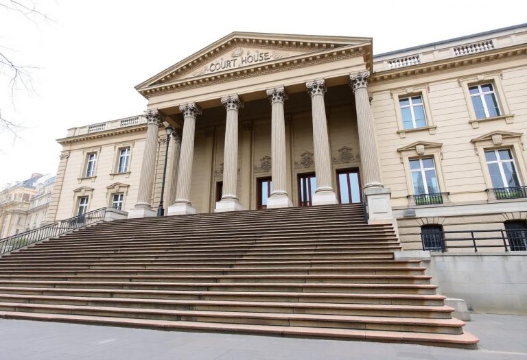 1216x832 16 21 00 25 100228957